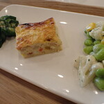 トーコーキッチン - キッシュ 副菜二品