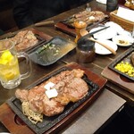 べこ六 ステーキ ミートインパクト - 