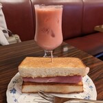 切通し進々堂 - ハムトーストのサンドもお願いしました