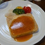 キッチン ブルー グローブ - 鶏挽肉とチーズのテリーヌのアップ