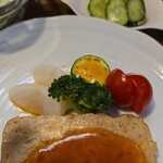 キッチン ブルー グローブ - 備え付け野菜のアップ