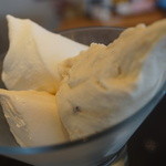 ジェラテリア ジェリーム - ラムレーズン、塩キャラメル、ヒマラヤソルト