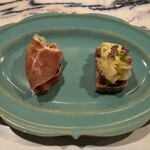 filo - ポレンタのフリット　甲子柿とストラッチァテッラ、ハモンセラーノ添え　対馬の鹿のパテ　りんごとナッツのインサラータ