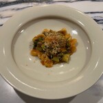 filo - スモークした牡蠣のトマトソースのコルツェッティ