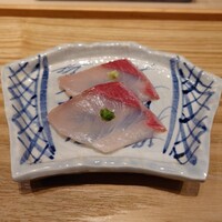 奥 - 