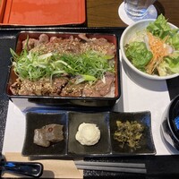 焼肉 炉辺 - 