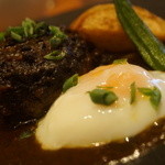 裏参道牛肉店 - 温玉付き