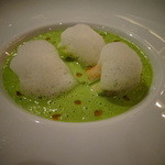 ラ・ベ - グリーンアスパラガスのヴルーテ　ミント風味