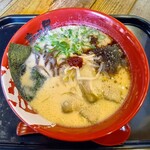 ラーメンまこと屋 - 料理写真:牛白湯ラーメン（920円）