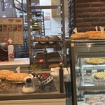 ブランジュリー パリの空の下 - 