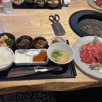 焼肉トラジ PARAM カレッタ汐留店 - 
