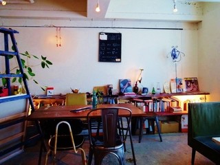 Studio+14 - 店内