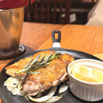 キャピタル東洋亭 本店 - 大山鶏のポワレ