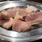 炭や - トントロ　豚の頬