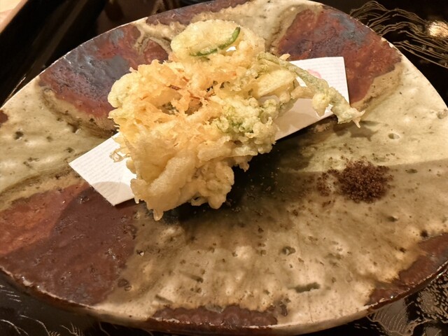 中杉山 はんぞう - 北四番丁（食堂）の写真