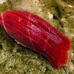 鮨桂太 - 漬け（大間）