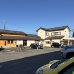 タカクノカモソバ - 共同トイレもあって駐車場️はだいたい20台