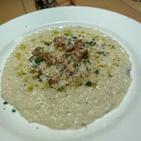 Osteria UVA RARA 横浜 - 