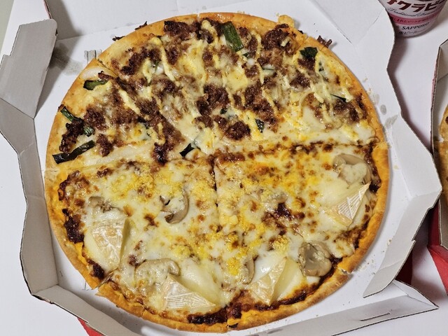 ピザハット弘前城東店 &ndash; 運動公園前のピザ専門店