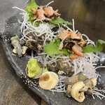 浜焼活貝 いさむ - 活サザエ