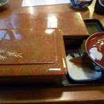 乙川屋 - ご飯と蒲焼は別の重箱で