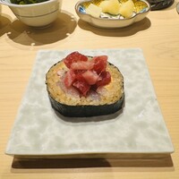 鮨 由う - 