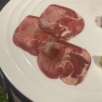 炭火焼肉 一徳 離宮 - 