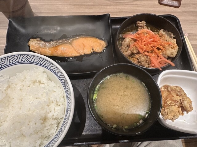 Yoshinoya Hachinohe Sato Ten photo 3