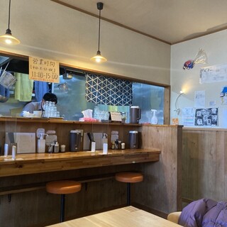 魚介醤油ラーメン 和屋_2