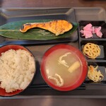 炭火焼魚 てうし水産 - 