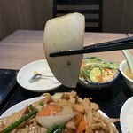 みんなの中華 利民 - 「豚肉の北京風炒め」　玉ねぎ