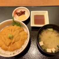 函館うに むらかみ 日本生命札幌ビル店 - 生うに丼(レギュラー) 7,975円