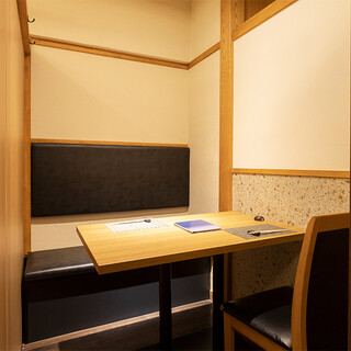 静寂と温もりが共存する和の上質空間