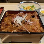 豚丼屋 THEぶたまろ - 特選豚丼極