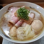 創作麺 ひとすじ - 特上中華そば　　特上中華そば+せいろセット　2050円