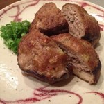 レストラン makiya - 奈良産特大しいたけの肉詰め～青ネギソース～①