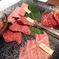 ふらの和牛よしうし神楽坂通り - 