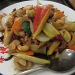 中国料理味神館 - 鶏肉とカシューナッツ炒め(858円)