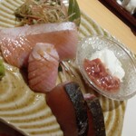 鮨 博多まつもと - ぶりトロ　鰆 炙り　鰹の酒盗とマスカルポーネチーズ