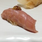 鮨 博多まつもと - メジマグロ 粒マスタード載せ