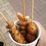 馬事公苑 売店 - タレがうまいです、上町あたりの店らしいのだが　（2013 区民まつり）