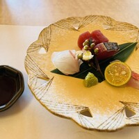 羽根澤屋別邸 日本料理 満うら - お造り　3種盛り