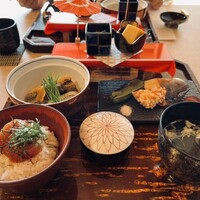 羽根澤屋別邸 日本料理 満うら - お食事のお膳