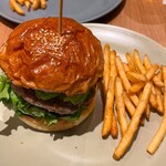 Lantern burger & steak - 