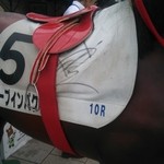 馬事公苑 売店 - 武豊のサインが書かれてますね。欲しいです。　（2013 区民まつり）