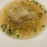 カントニーズ 燕 - 