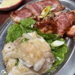 金海 - 牛ホルとカルビ