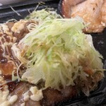 わ楽 - 下で蒸し焼き状態のキャベ千