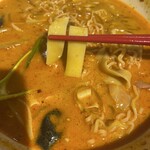 徐楊記 骨湯大碗 麻辣湯 - 牛筋麺！ツルツルで美味しい！