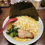 横浜家系ラーメン 龍馬家 - 